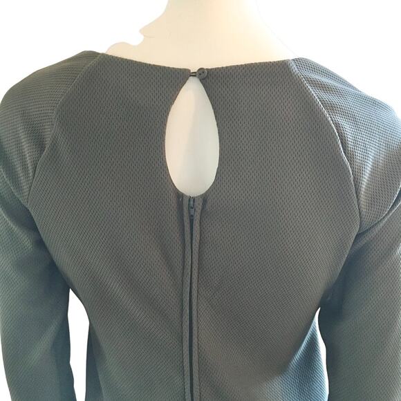 NEW PAPER DOLL Chic Textured Sheath Dress in Olive green Cutouts Stretch SZ 6 - Picture 4 of 8